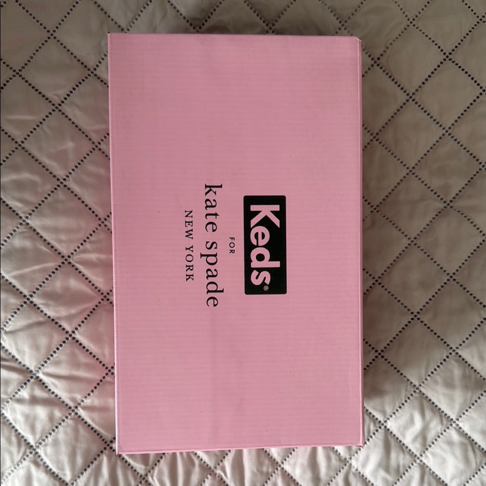Kate Spade Pink Shoe Box with Keds Logo - Picture 4 of 5